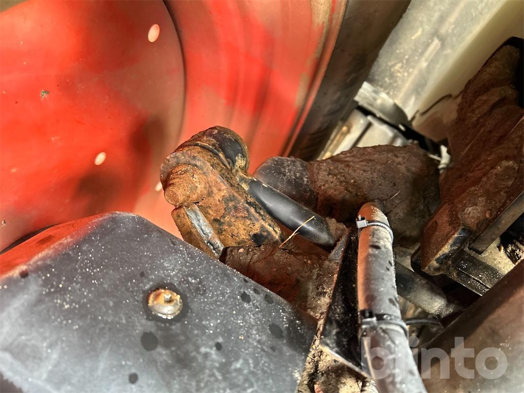 Farm tractor Claas Arion 460