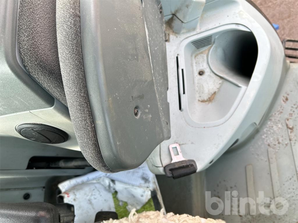 Farm tractor Claas Arion 460