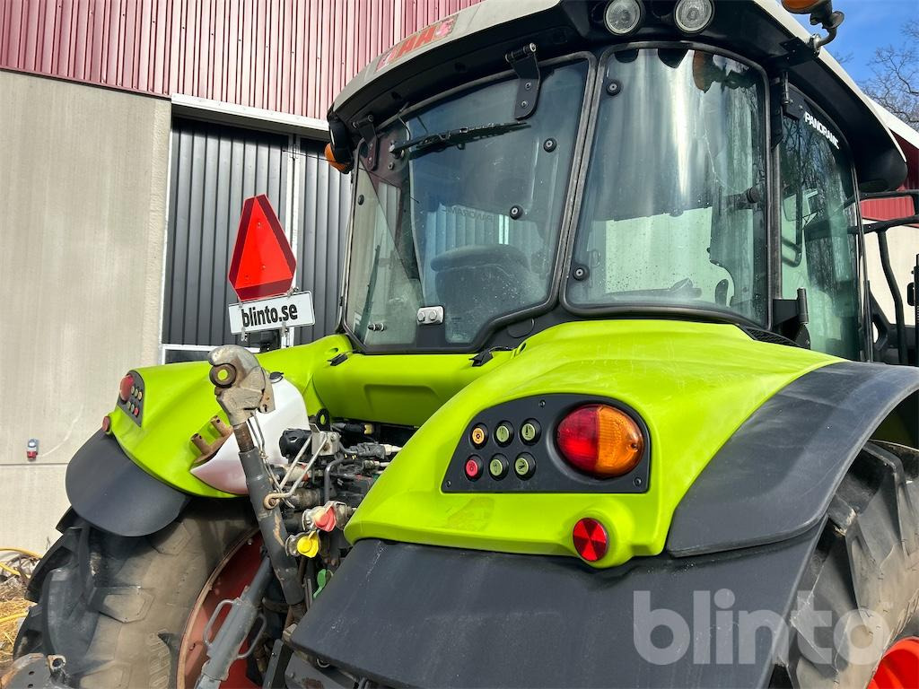 Farm tractor Claas Arion 460