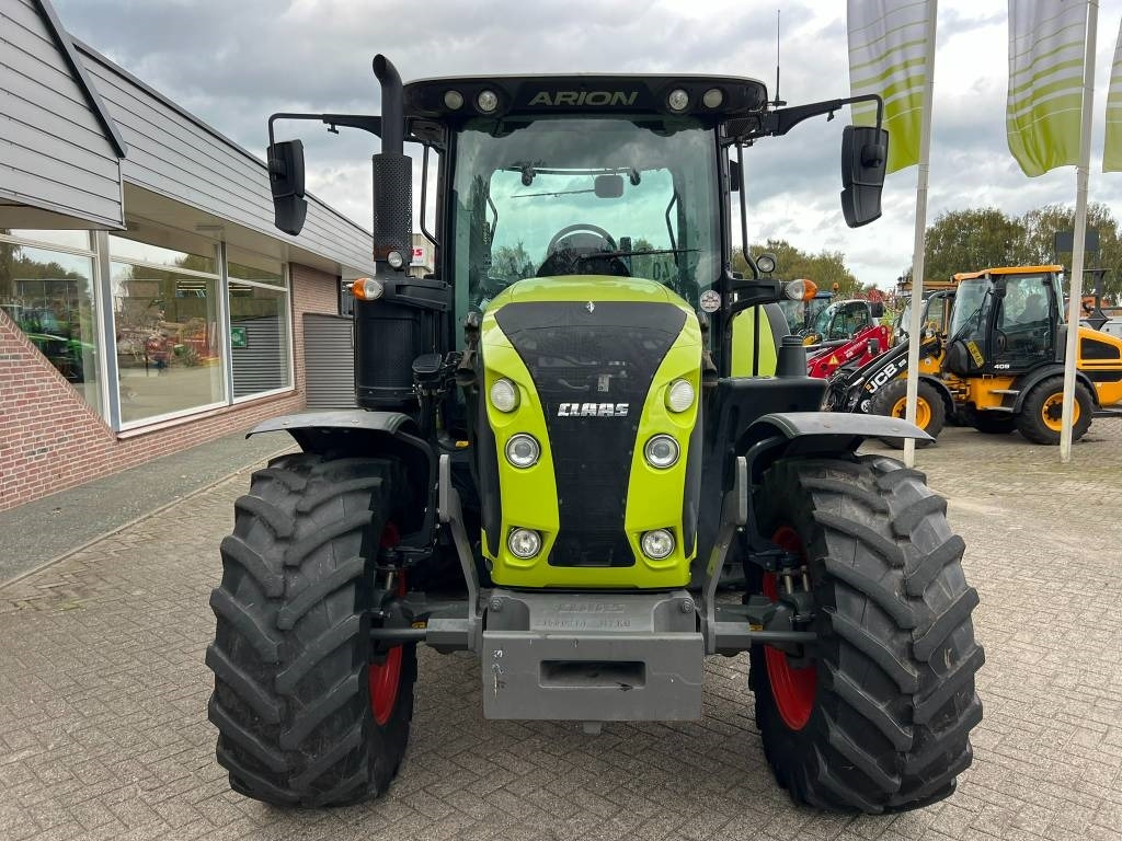 Farm tractor Claas Arion 510 CIS