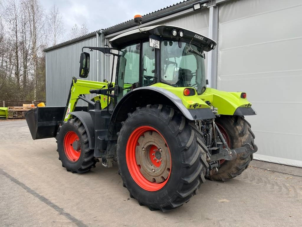 Farm tractor Claas Arion 530 CIS