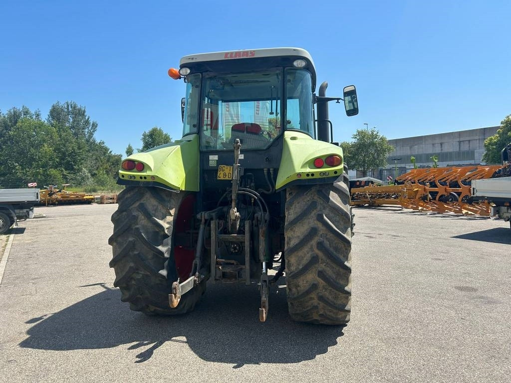 Farm tractor Claas Arion 610 C