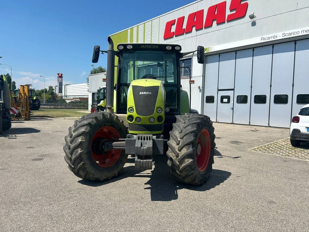 Farm tractor Claas Arion 610 C