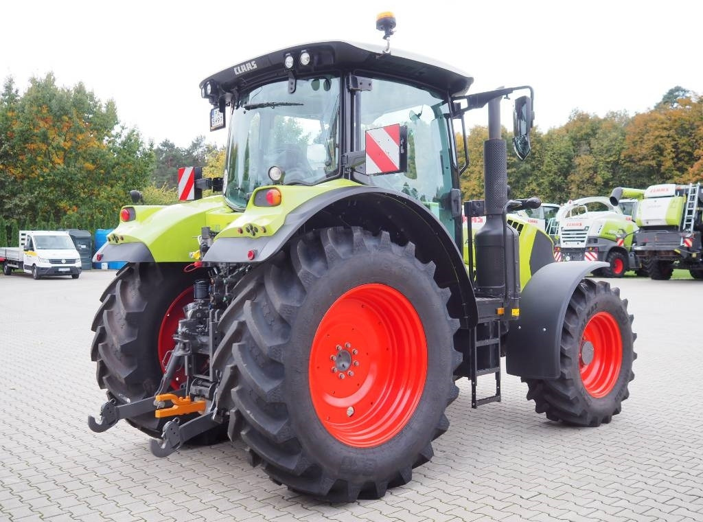 Farm tractor Claas Arion 610 CIS