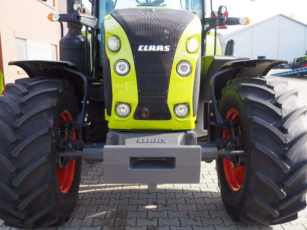 Farm tractor Claas Arion 610 CIS