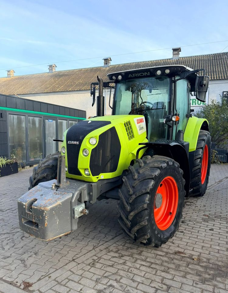 Farm tractor Claas Arion 610 CIS
