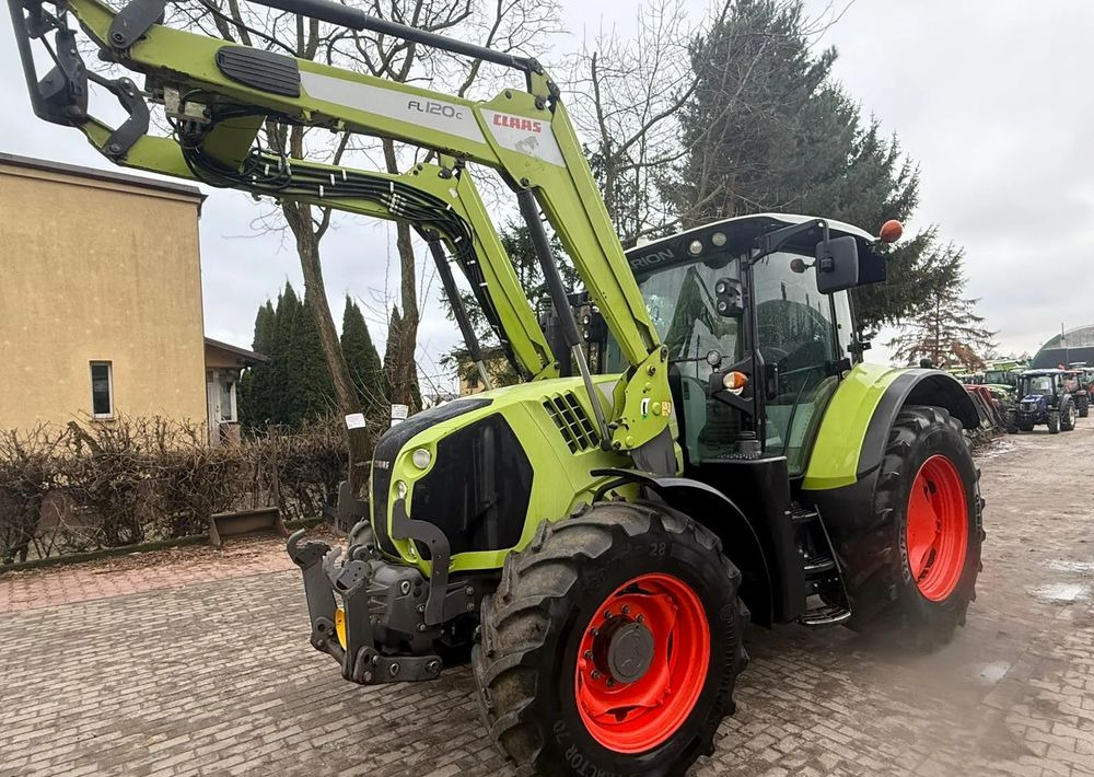 Farm tractor Claas Arion 620