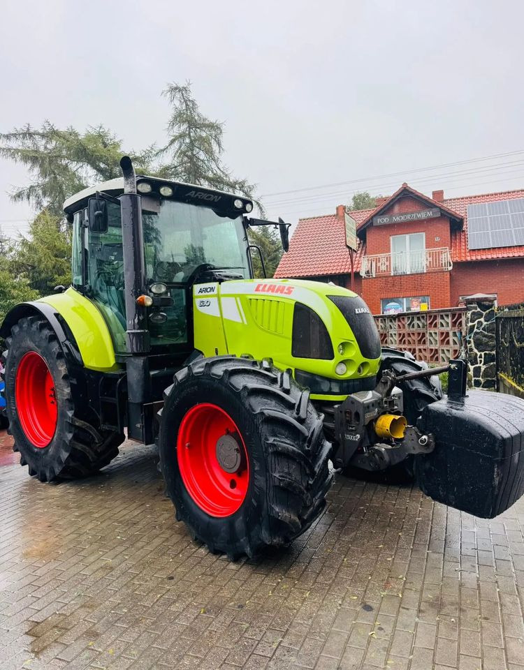 Farm tractor Claas Arion 630