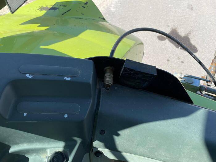 Farm tractor Claas Arion 650