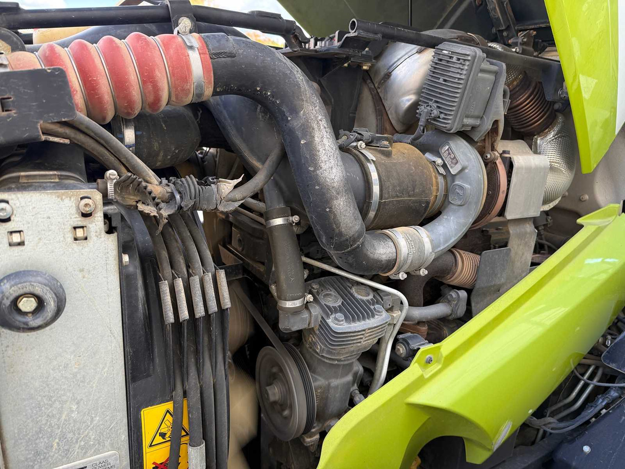 Farm tractor Claas Arion 650