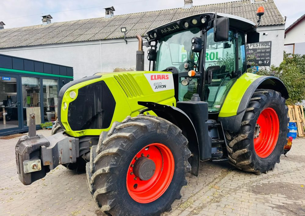 Farm tractor Claas Arion 650