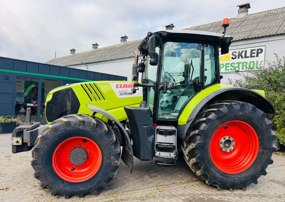 Farm tractor Claas Arion 650