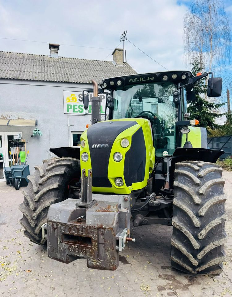 Farm tractor Claas Arion 650