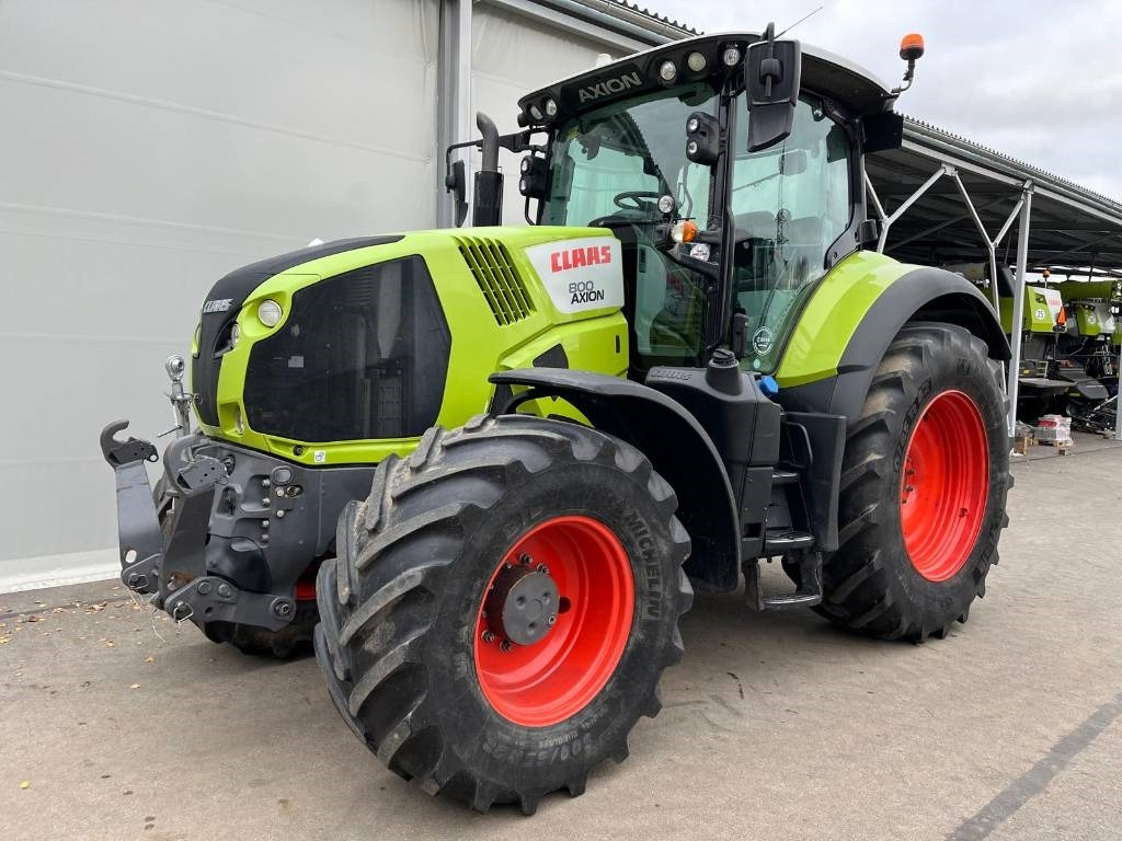 Farm tractor Claas Axion 800 CIS