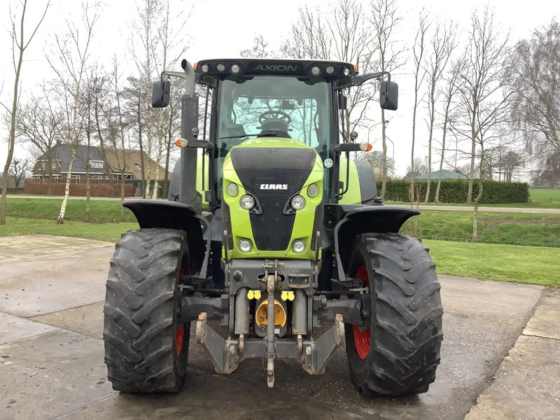 Farm tractor Claas Axion 810 Cebis