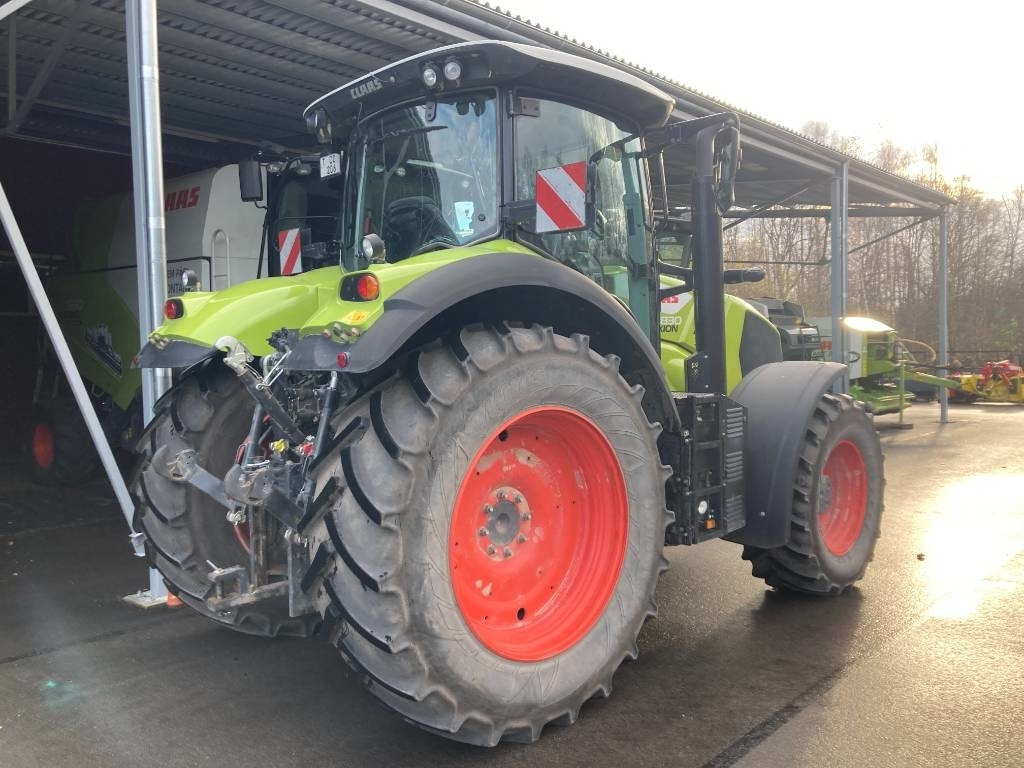 Farm tractor Claas Axion 830 CIS