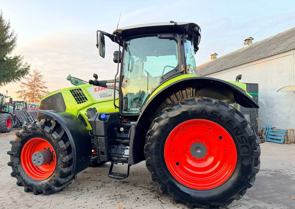 Farm tractor Claas Axion 830 CMATIC CEBIS