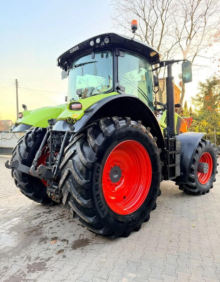 Farm tractor Claas Axion 830 CMATIC CEBIS