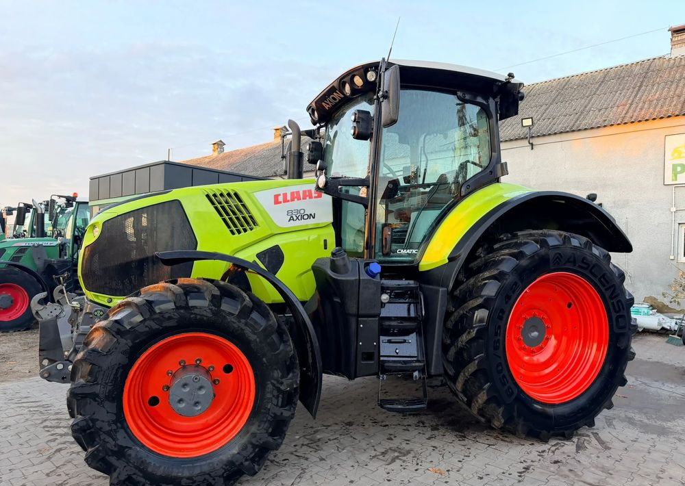 Farm tractor Claas Axion 830 CMATIC CEBIS