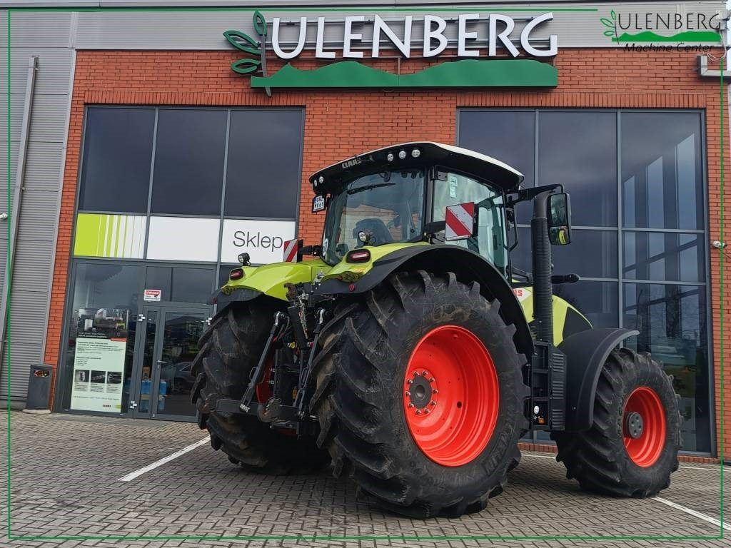Farm tractor Claas Axion 830 Cmatic