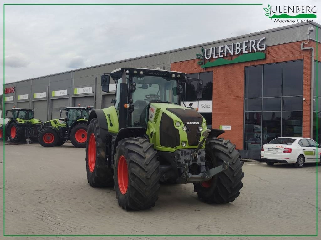 Farm tractor Claas Axion 850