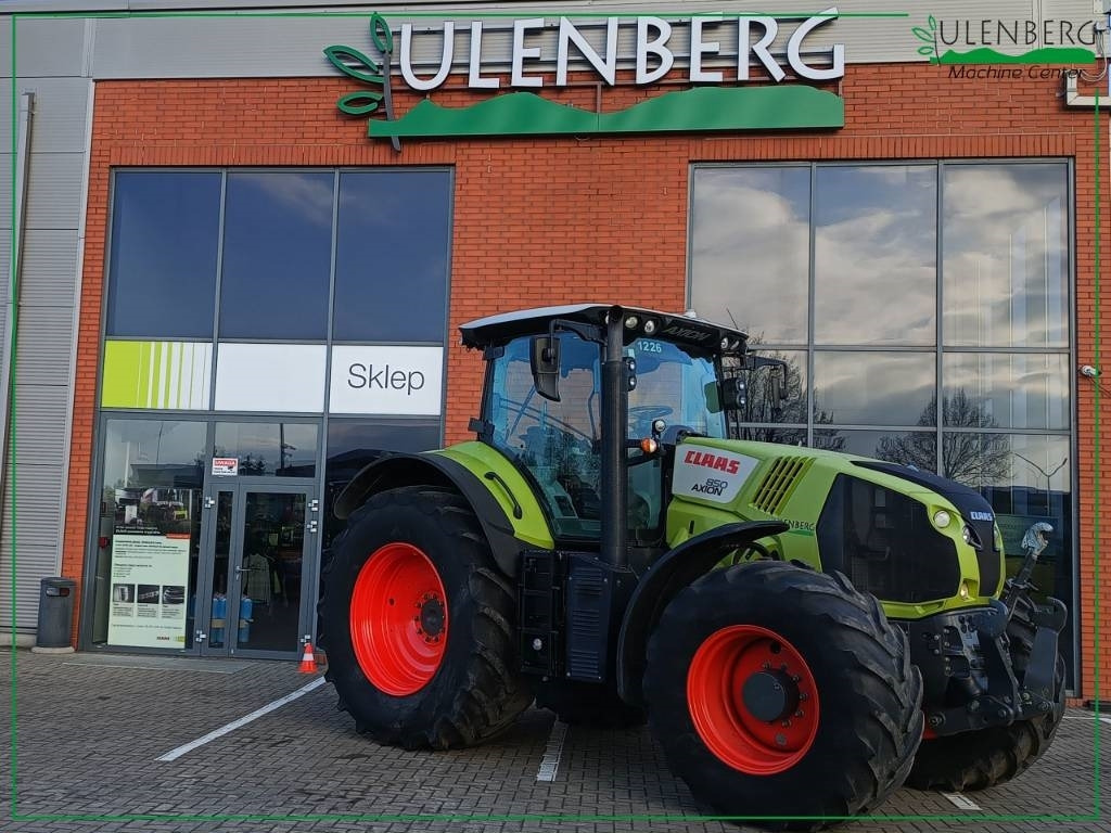 Farm tractor Claas Axion 850