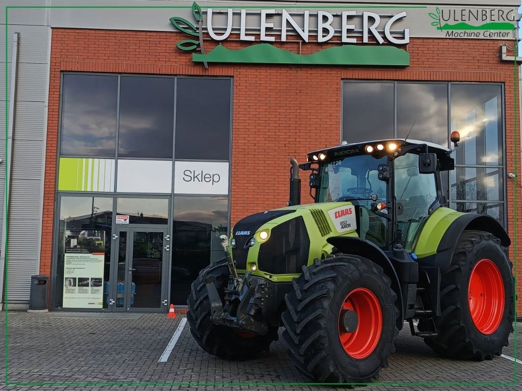 Farm tractor Claas Axion 850