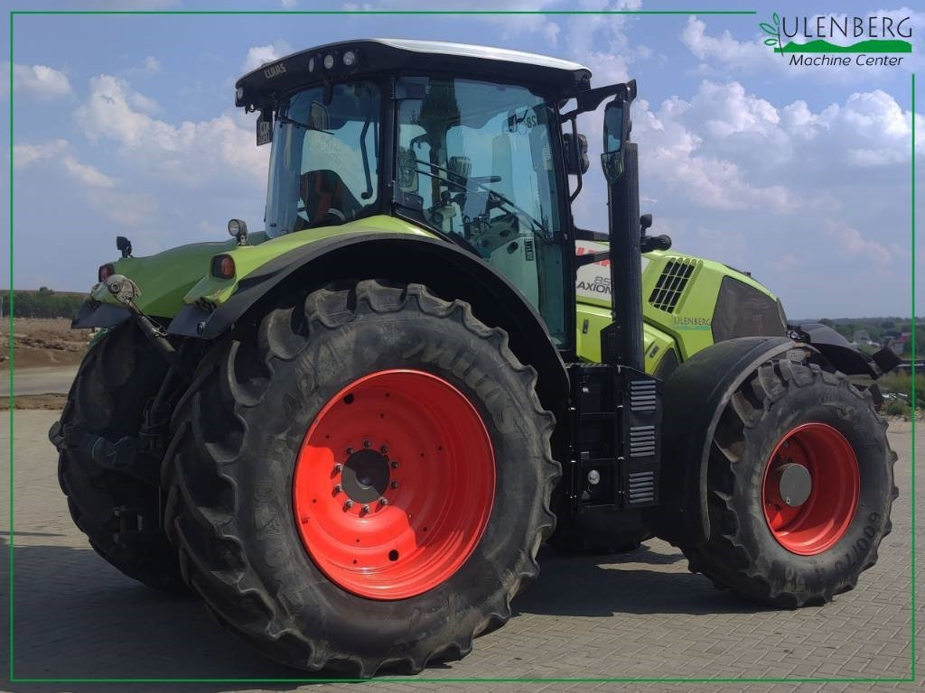 Farm tractor Claas Axion 850 CIS+