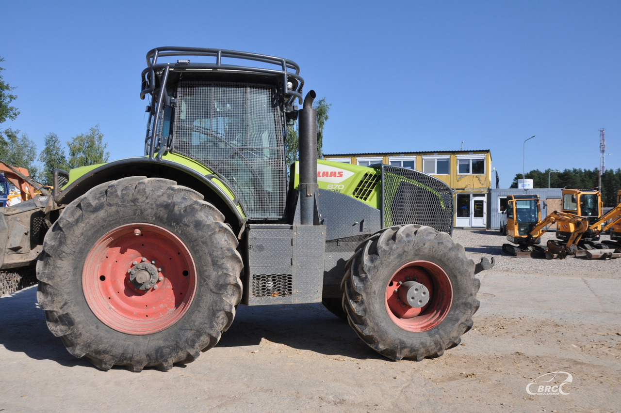 Farm tractor Claas Axion 870