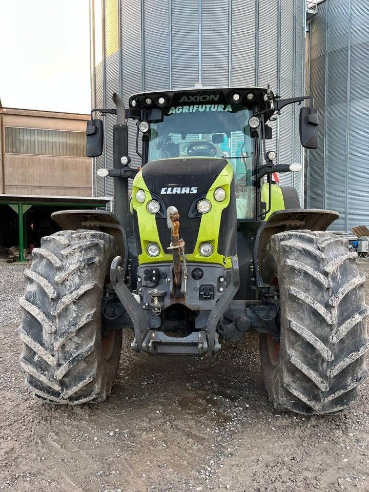 Farm tractor Claas Axion 870 Cmatic
