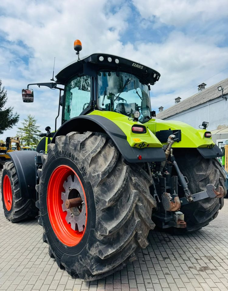 Farm tractor Claas Axion 950 CEBIS CMATIC