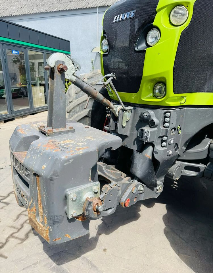 Farm tractor Claas Axion 950 CMATIC