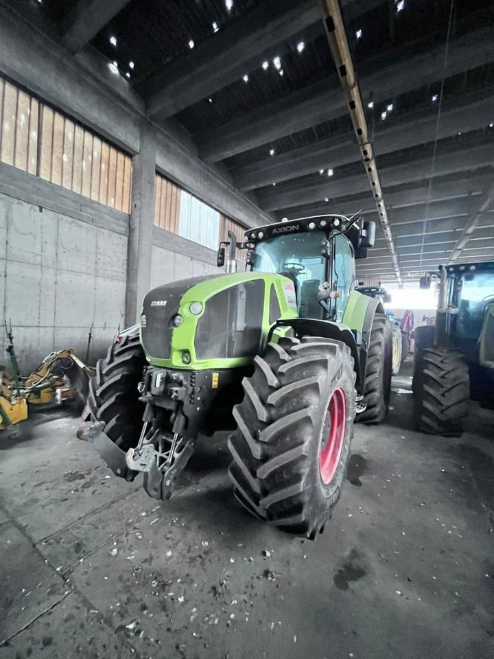 Farm tractor Claas Axion 950 Cmatic