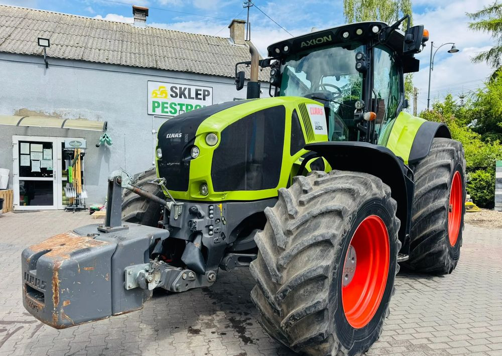 Farm tractor Claas Axion 960