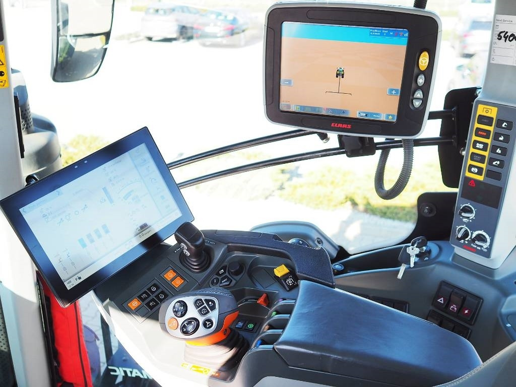 Farm tractor Claas Axion 960 CMATIC, GPS - RTK NET