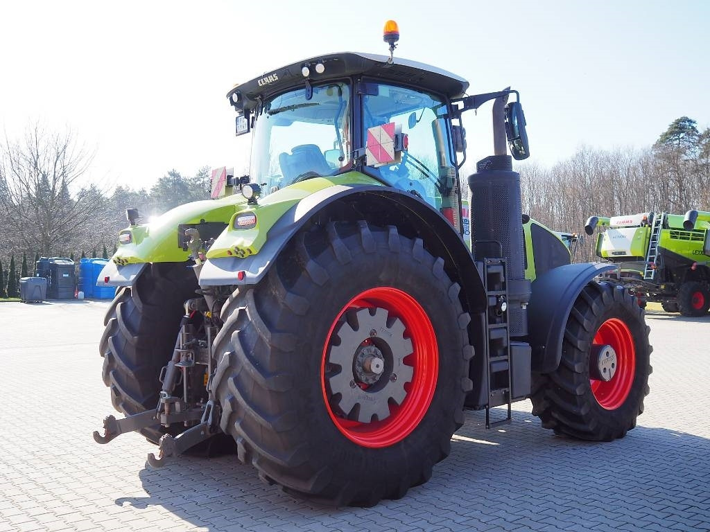 Farm tractor Claas Axion 960 CMATIC, GPS - RTK NET