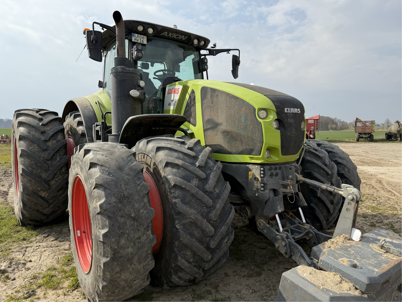 Farm tractor Claas Axion 960 C-Matic CEBIS