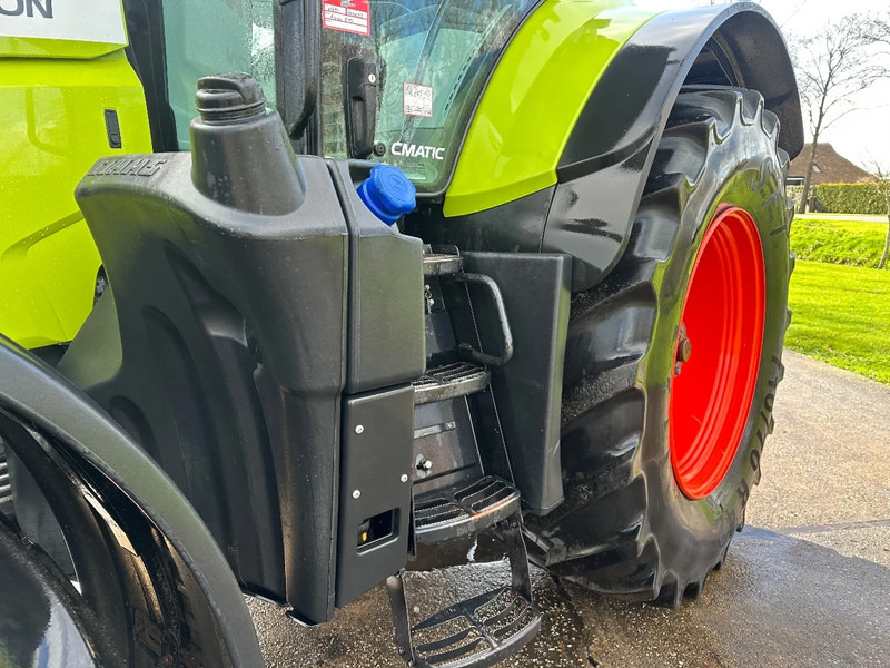 Farm tractor Claas Axion Axion 810 Cmatic Cebis gps automaat