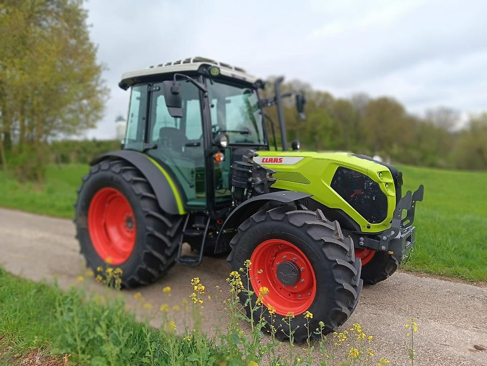 Farm tractor Claas CLAAS AXOS 240 Traktor Schlepper Frontlader - Konsolen Klima