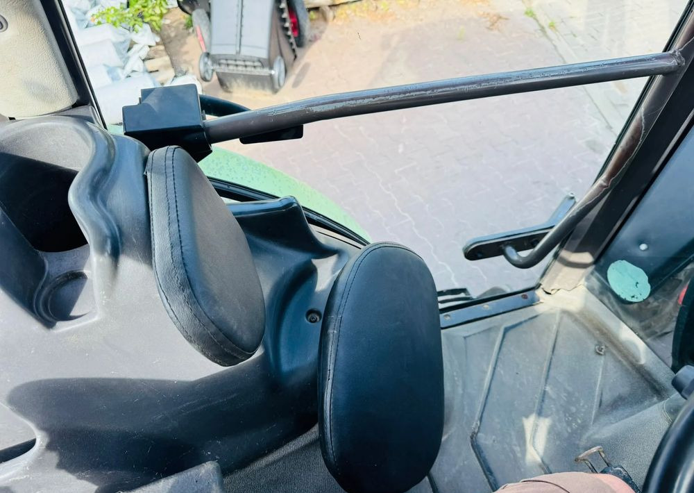 Farm tractor Claas Celtis 446 RX