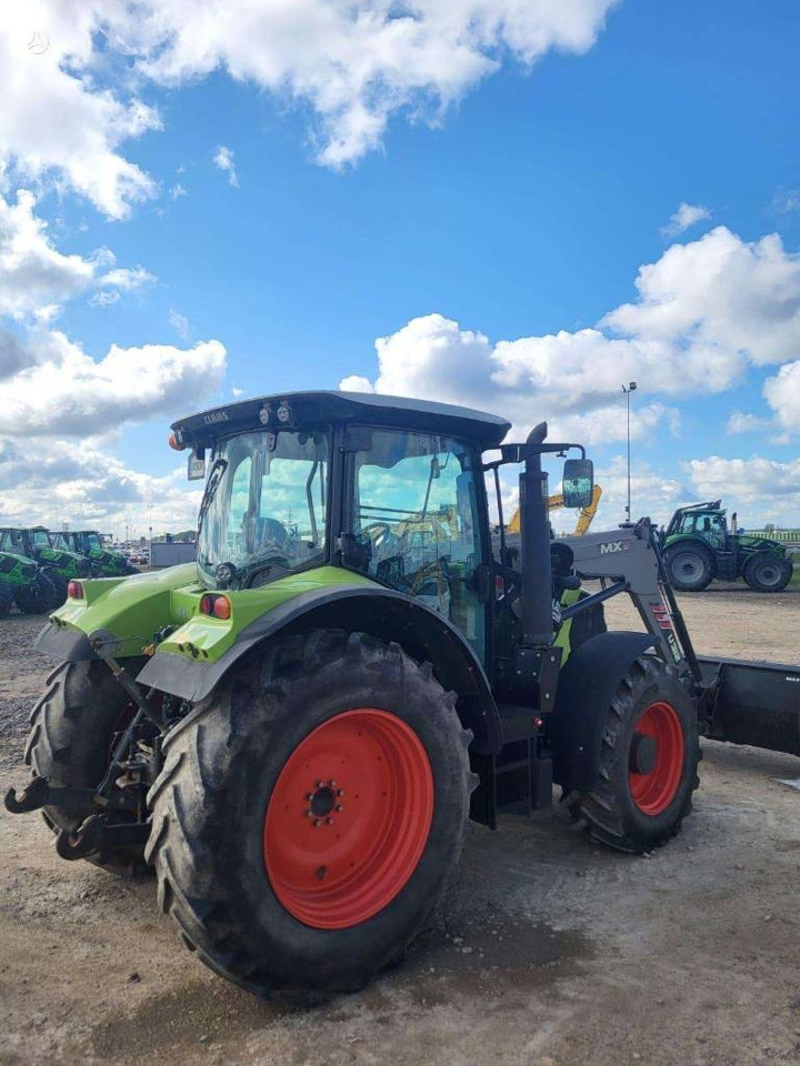 Farm tractor Claas Claas Arion 530