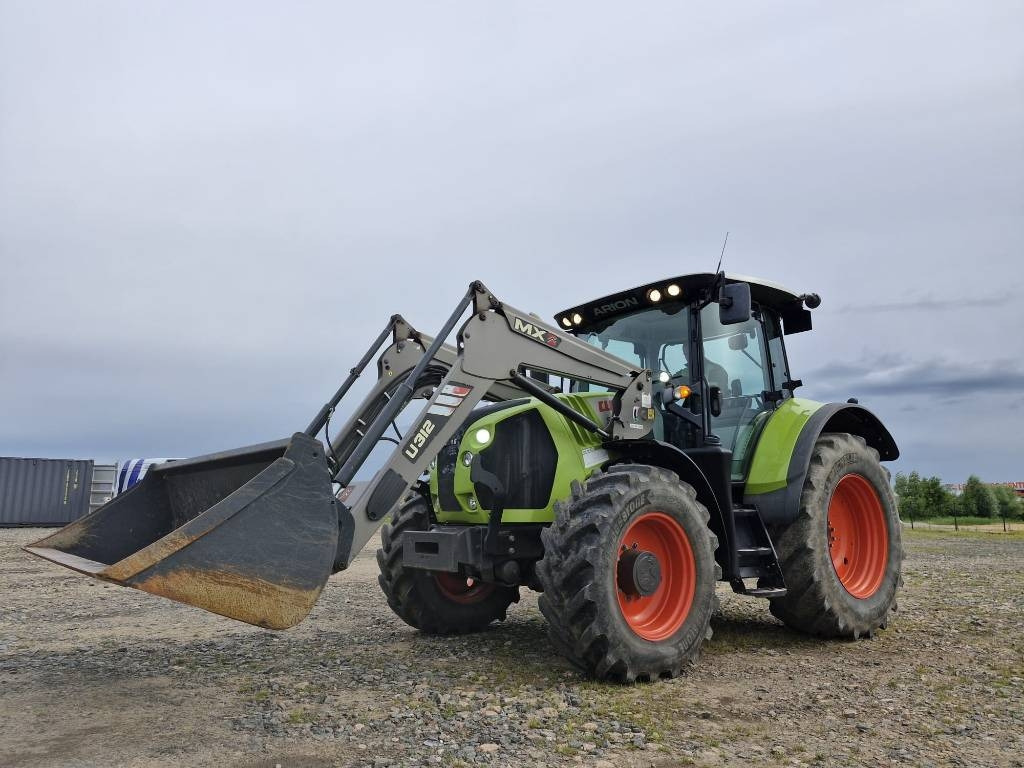 Farm tractor Claas Claas Arion 530