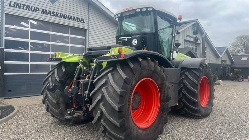 Farm tractor Claas XERION 5000 Trac. Med GPS anlæg. Ultimativ trækker