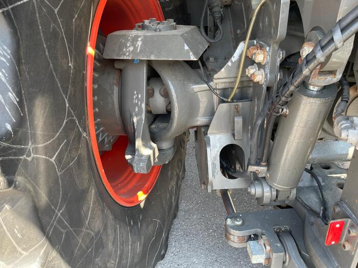 Farm tractor Claas Xerion 4000