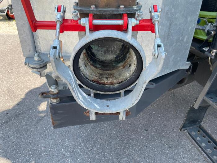 Farm tractor Claas Xerion 4000