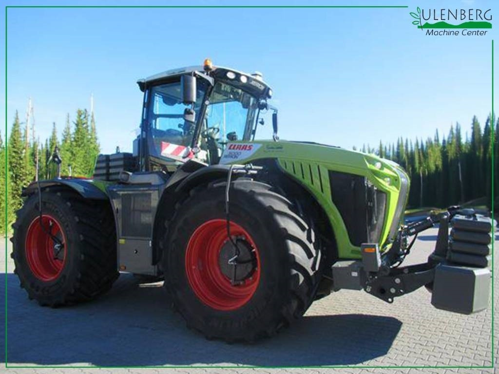 Farm tractor Claas Xerion 5000 Trac