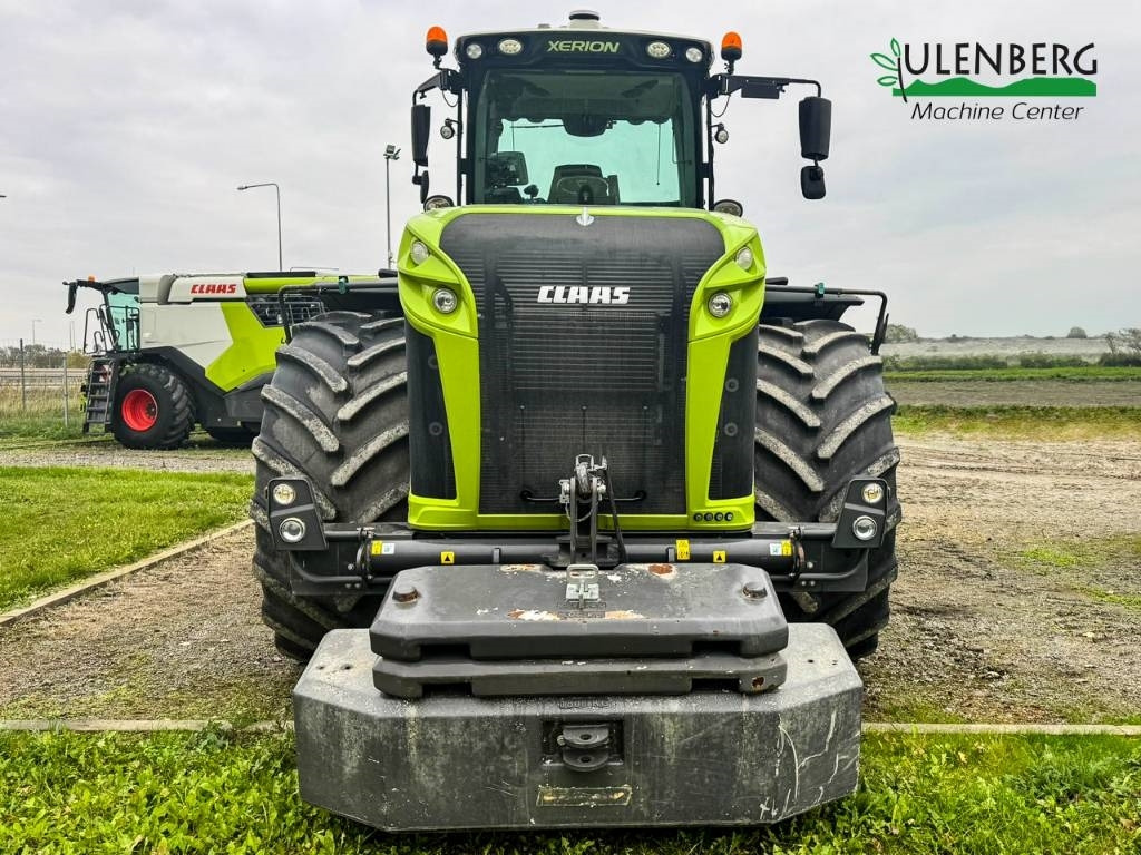 Farm tractor Claas Xerion 5000 Trac VC