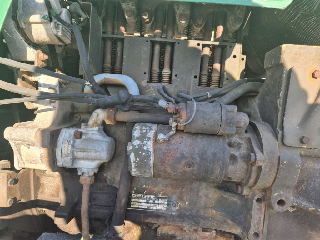 Farm tractor DEUTZ D5206