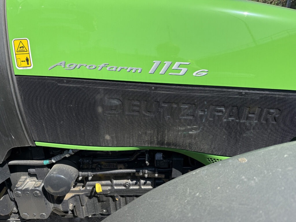 Farm tractor DEUTZ FAHR Agrofarm 115G