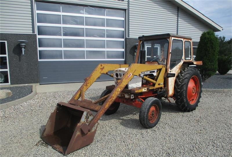 Farm tractor David Brown 885 Med veto frontlæsser